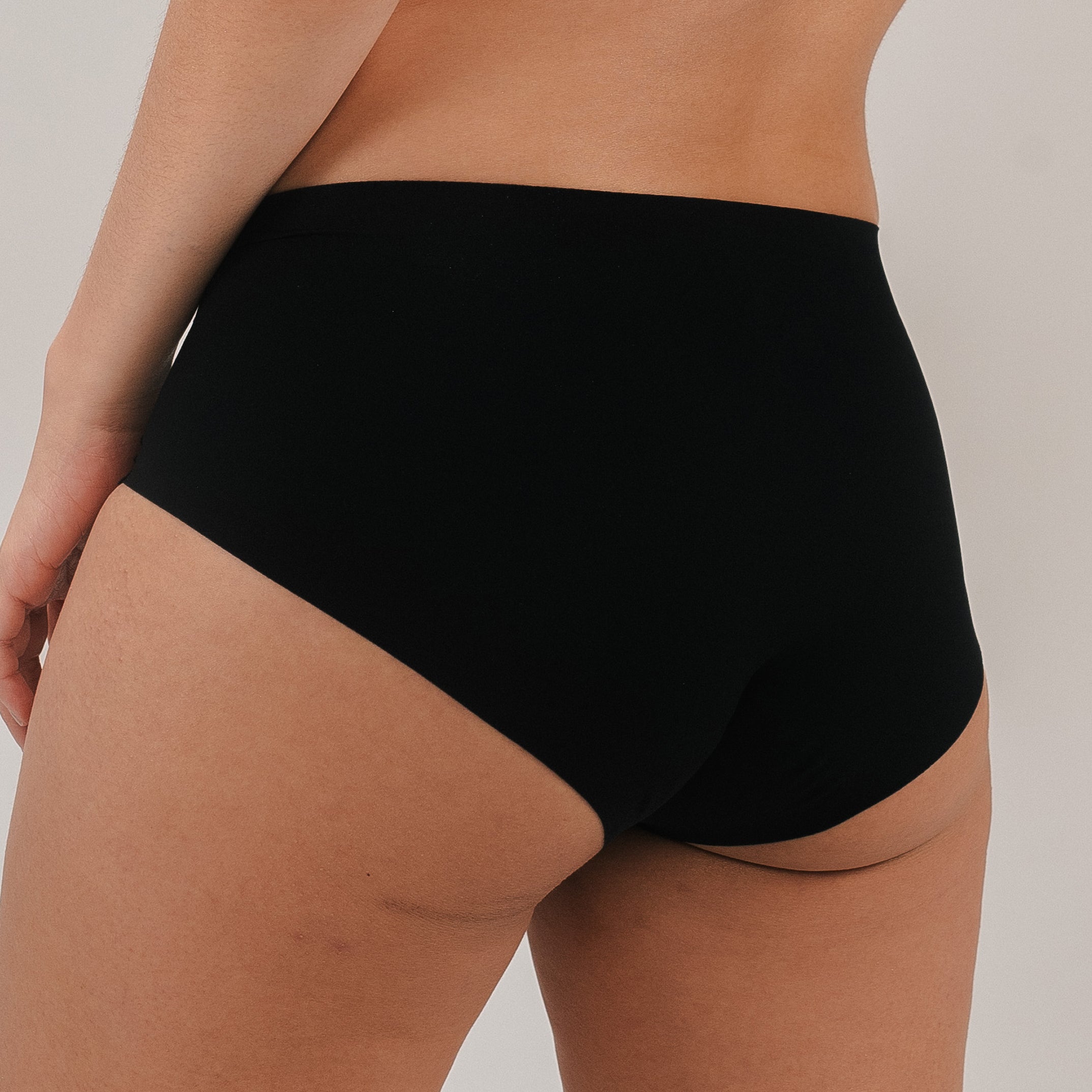 The Mid-Rise Panty